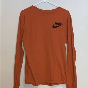 Long sleeve Nike shirt (Orange)